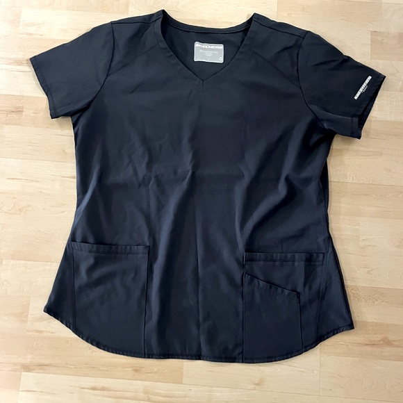 Dark Gray Skechers Scrub top - Picture 1 of 2